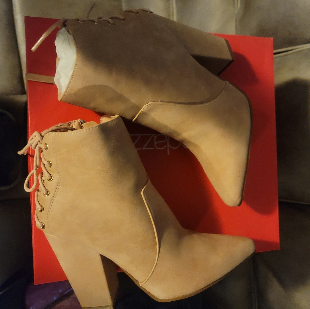 Womens boots